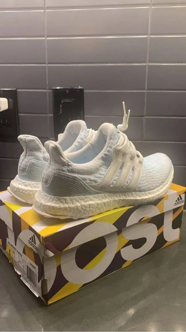 Adidas ultraBoost Parley