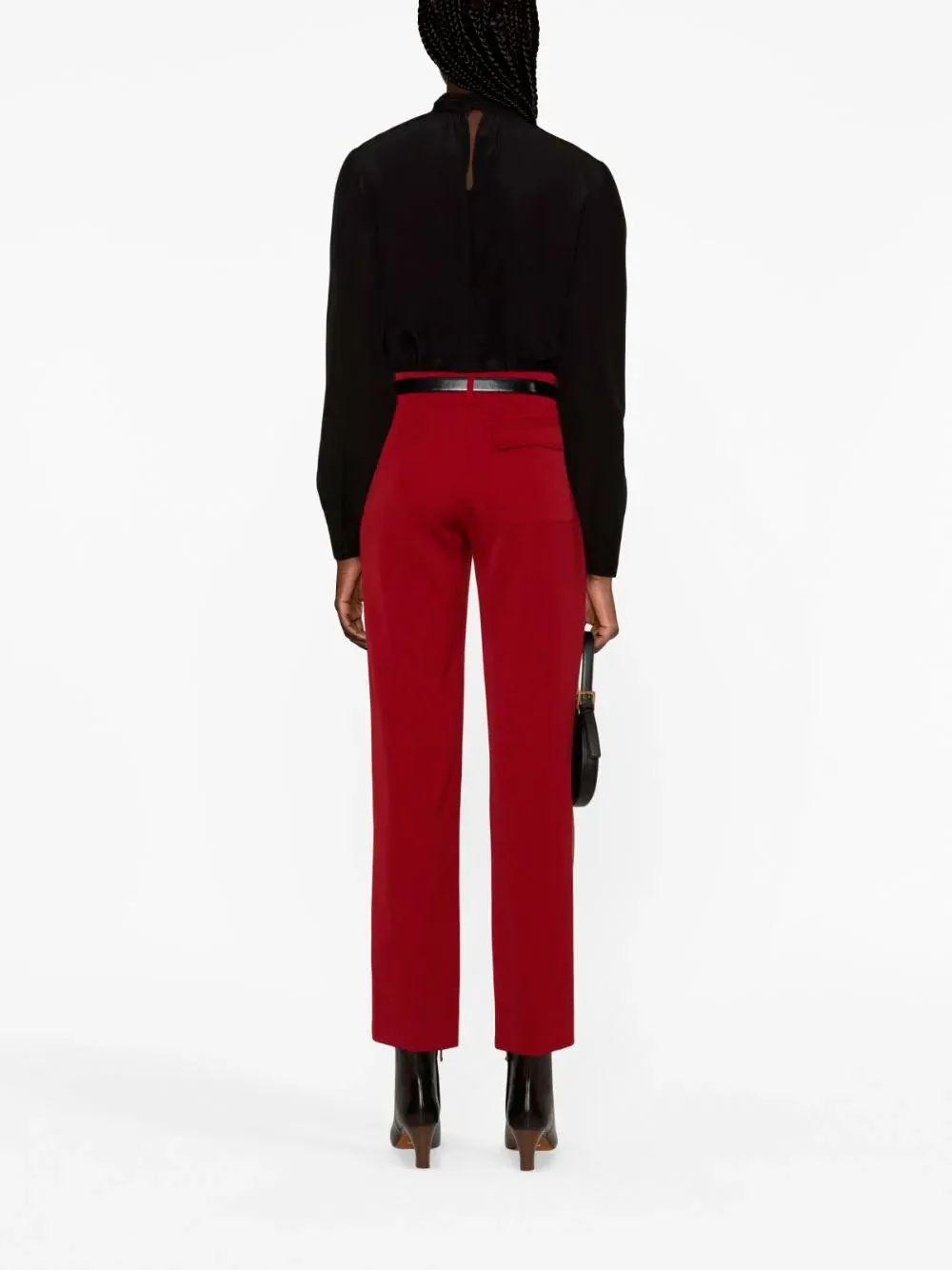 Applied-pocket trousers
