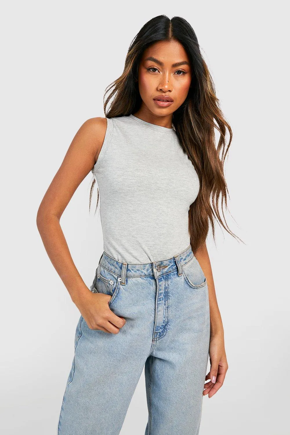 Basic Sleeveless Tank T-Shirt