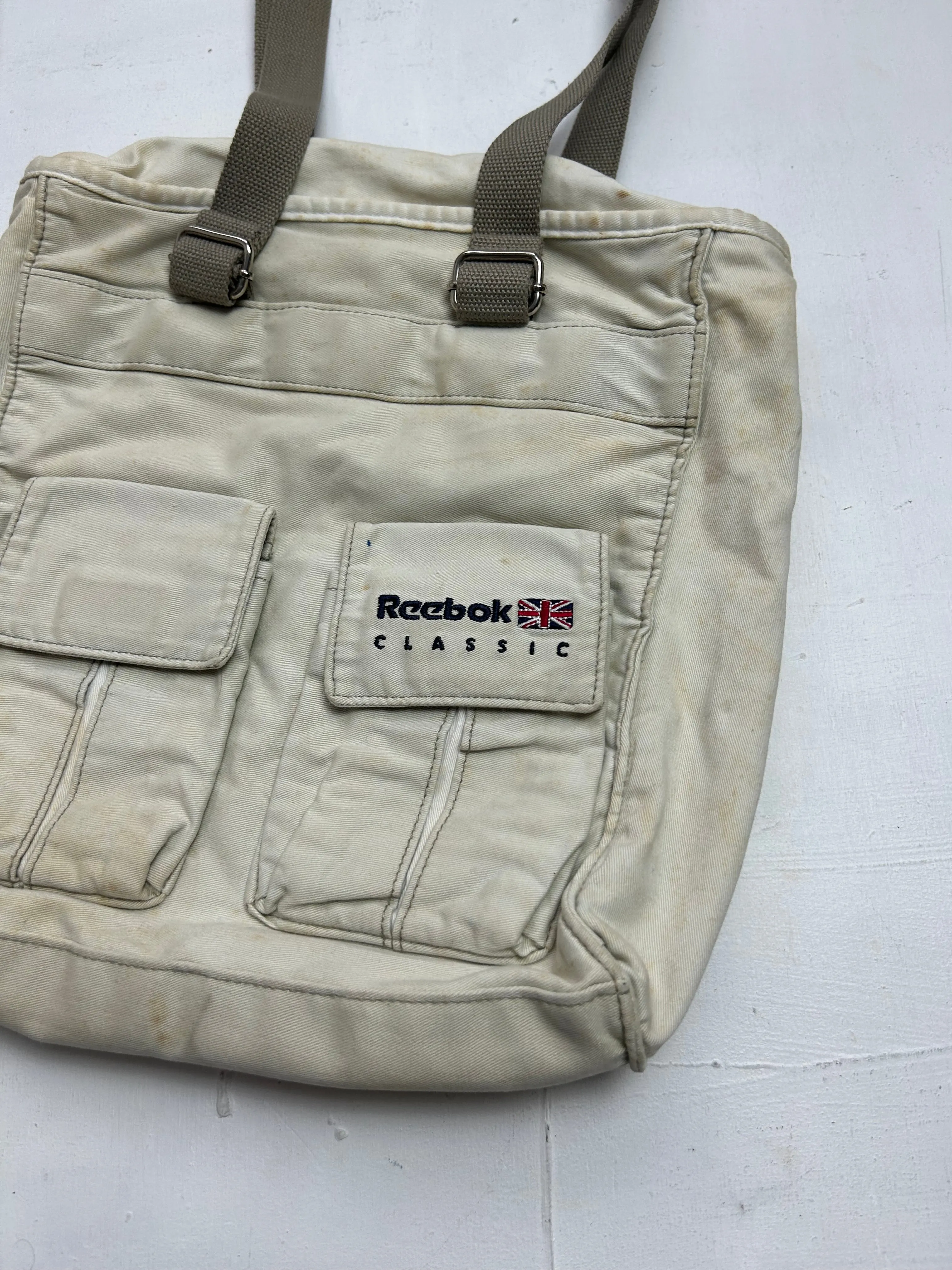 Beige uni buckle shoulder bag