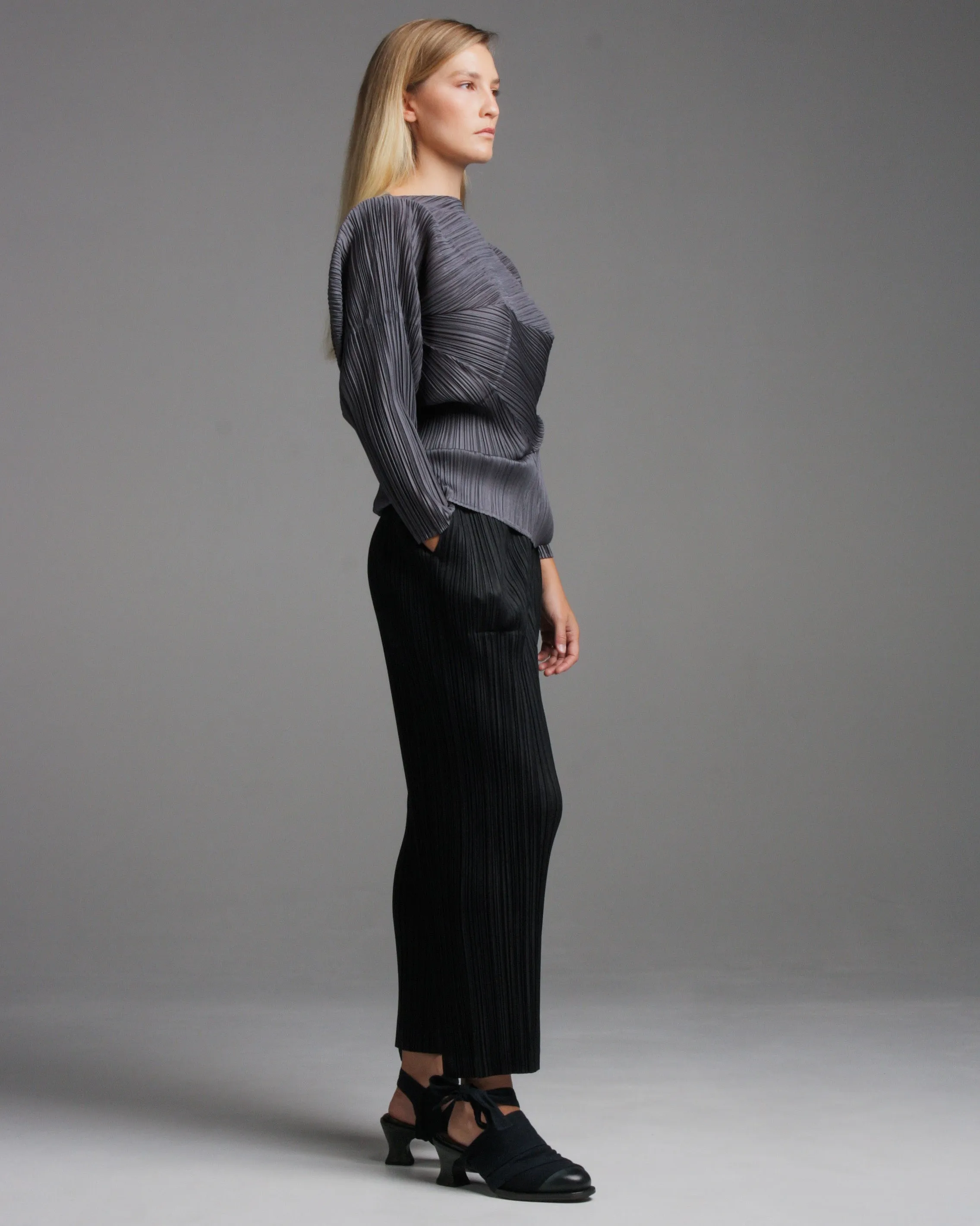 Black Straight Leg Pleated Pants