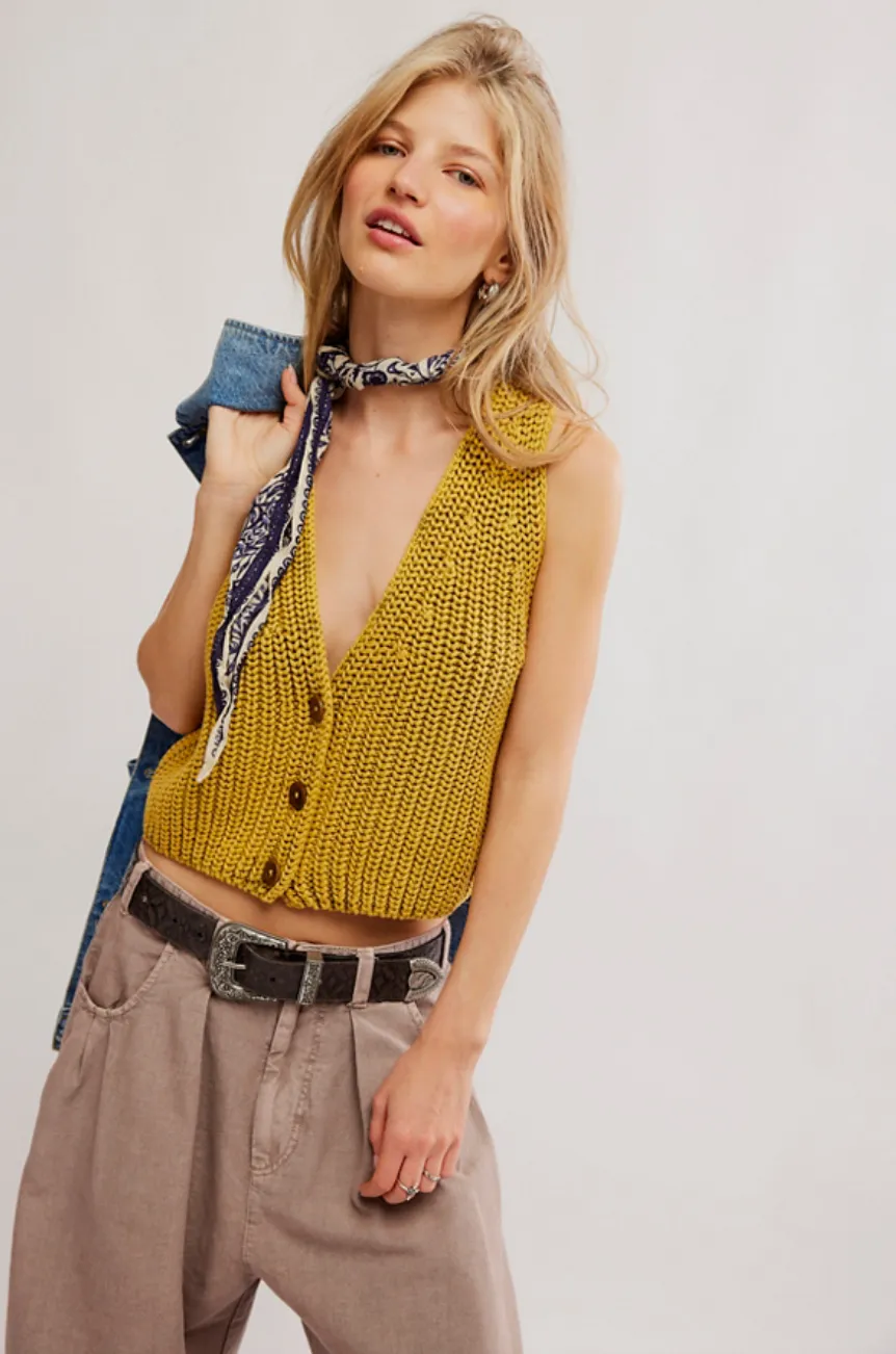 Close To Me Vest - Muatard Gold