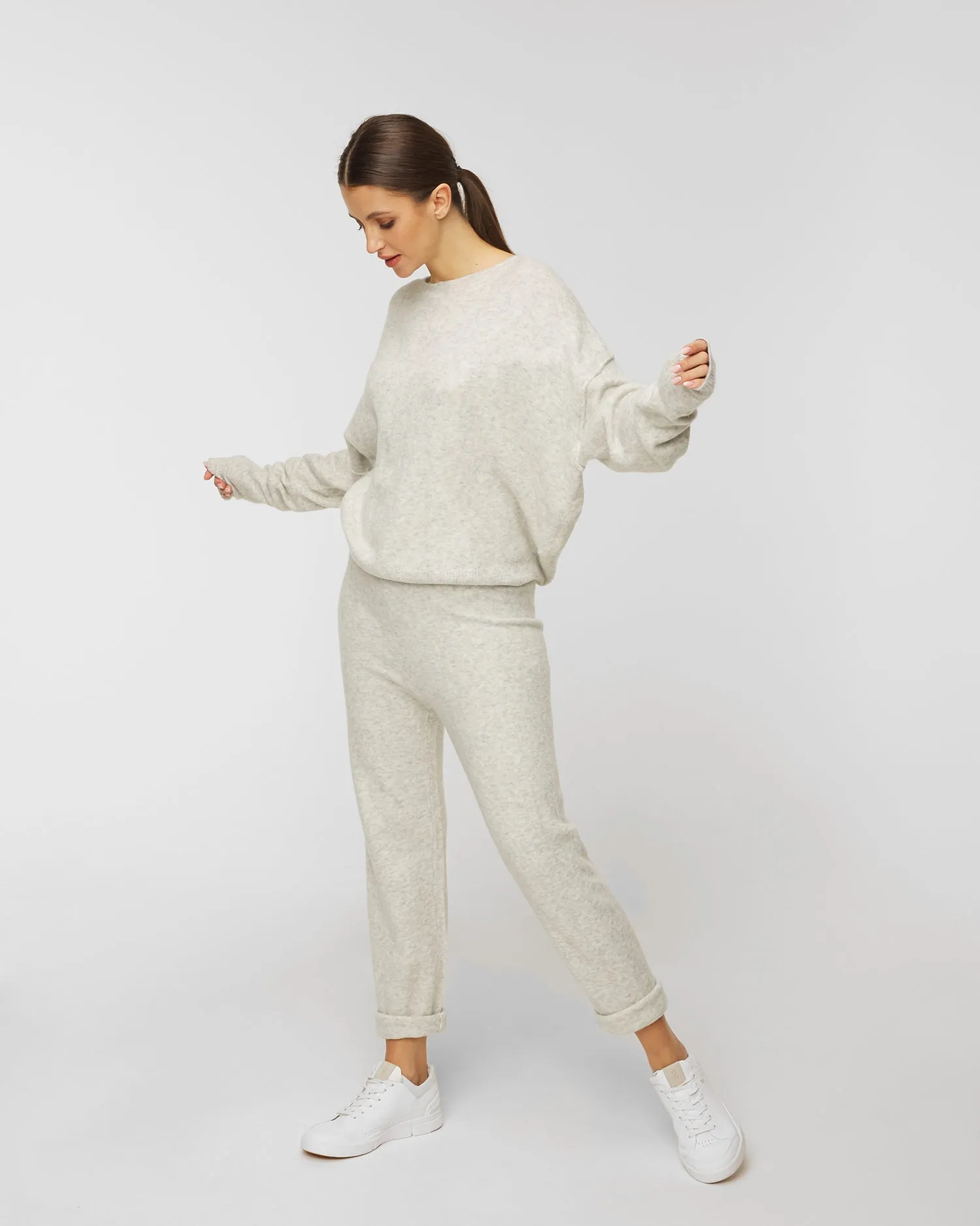 DEHA HYPE trousers D73417-33801