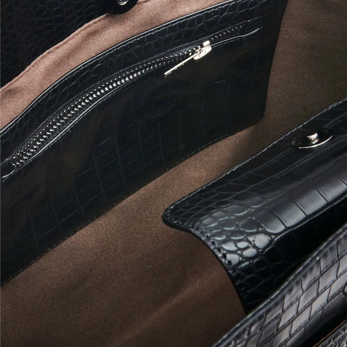 Hvisk Alley Trace Bag - Black