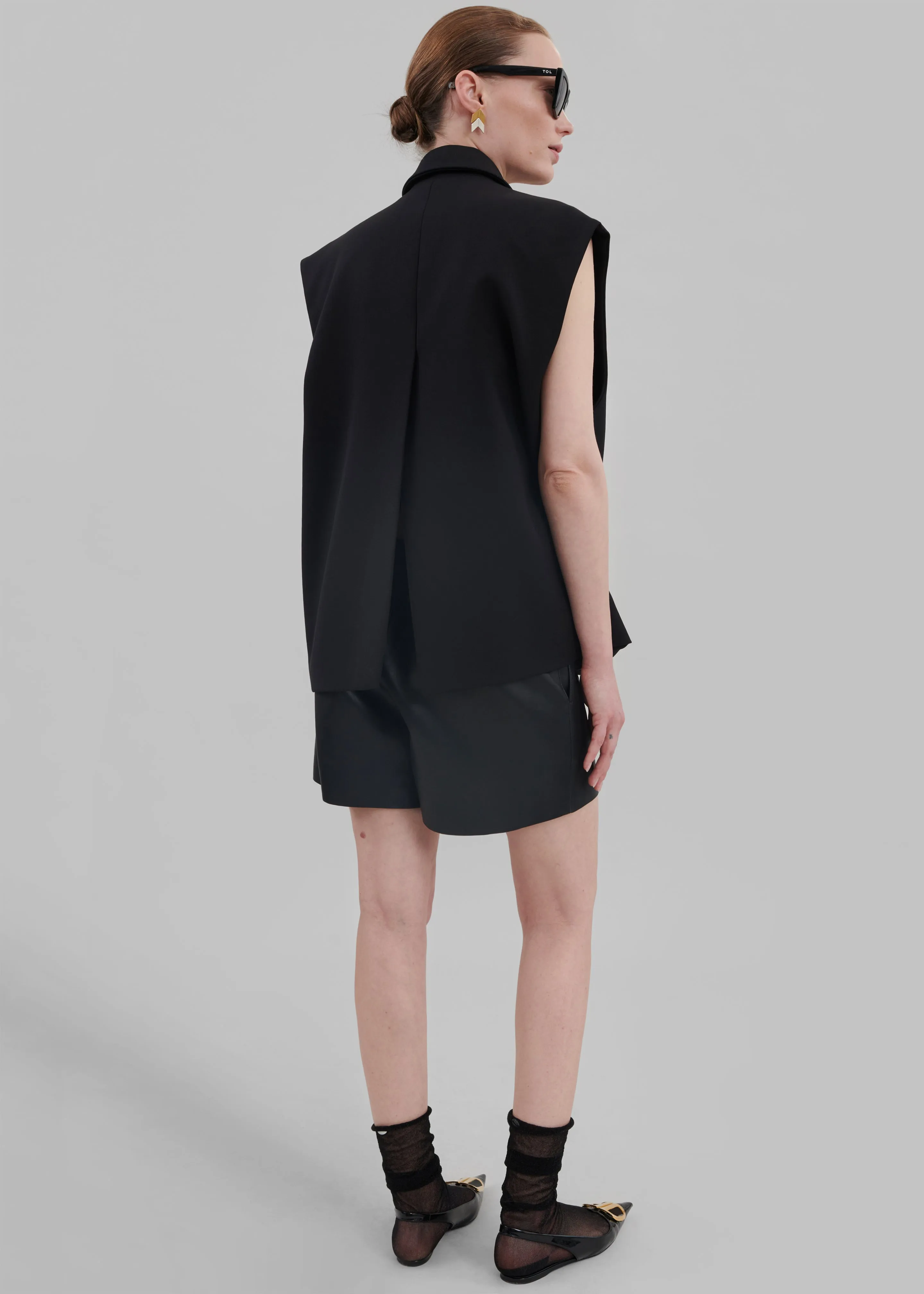 Kace Boxy Vest - Black