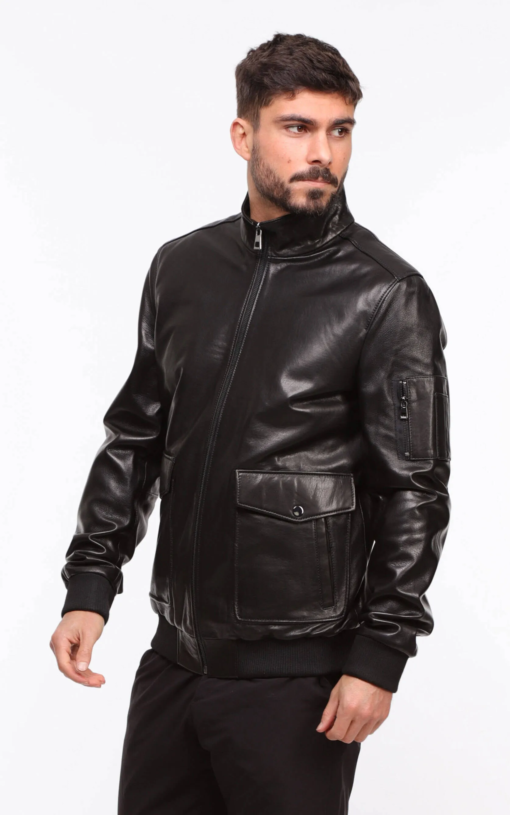 Men's black leather jacket in \movy\ pilot style