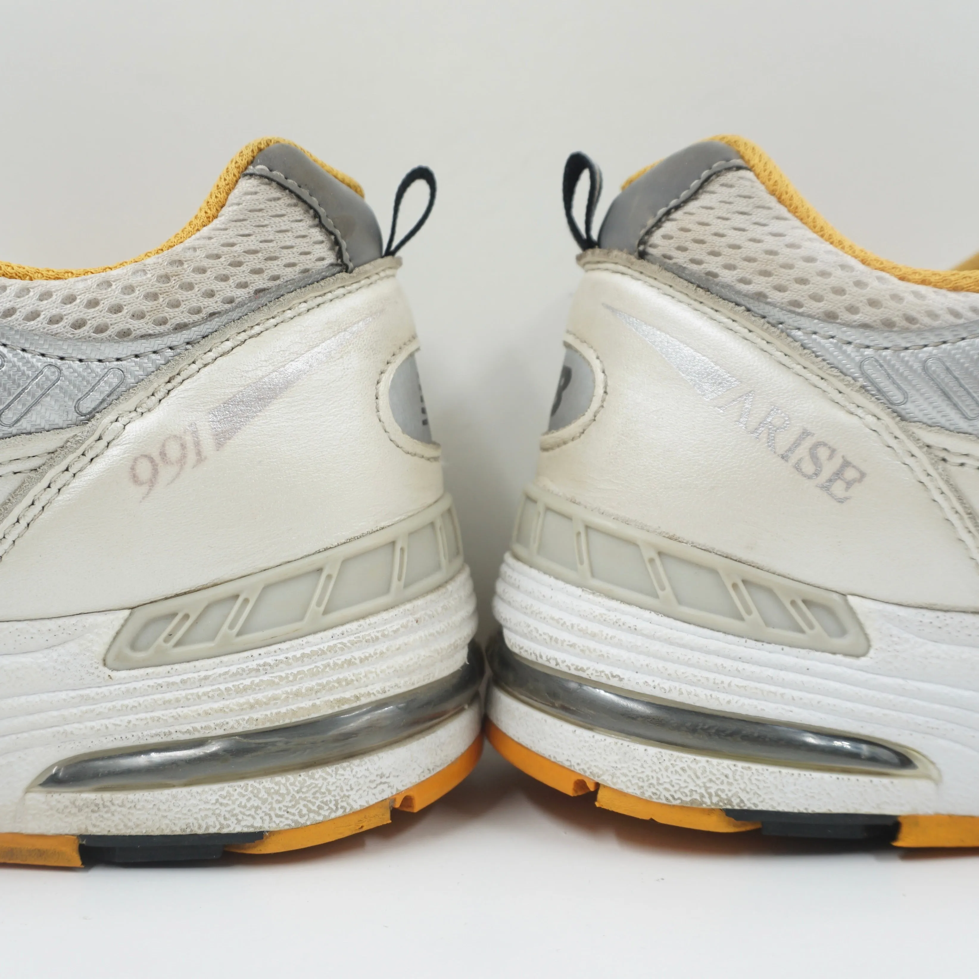New Balance 991 Aries Orange (W)