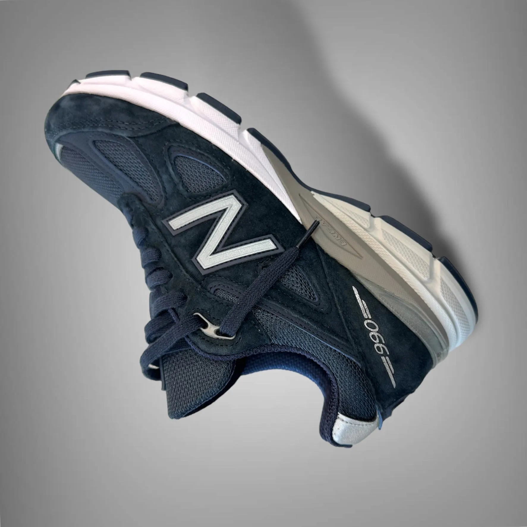 New Balance Men’s U990NV4 Navy