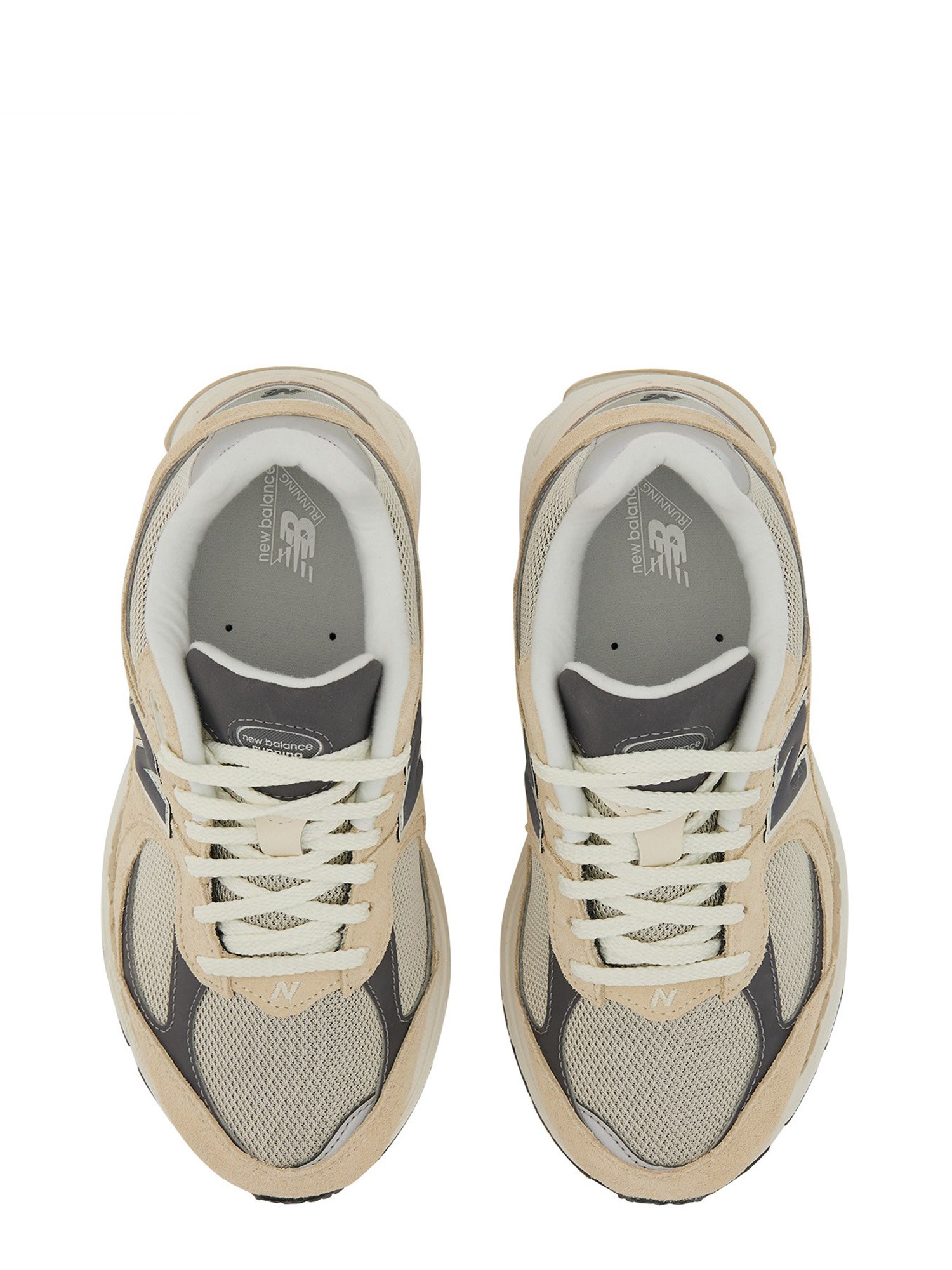 NEW BALANCE    SNEAKER 2002