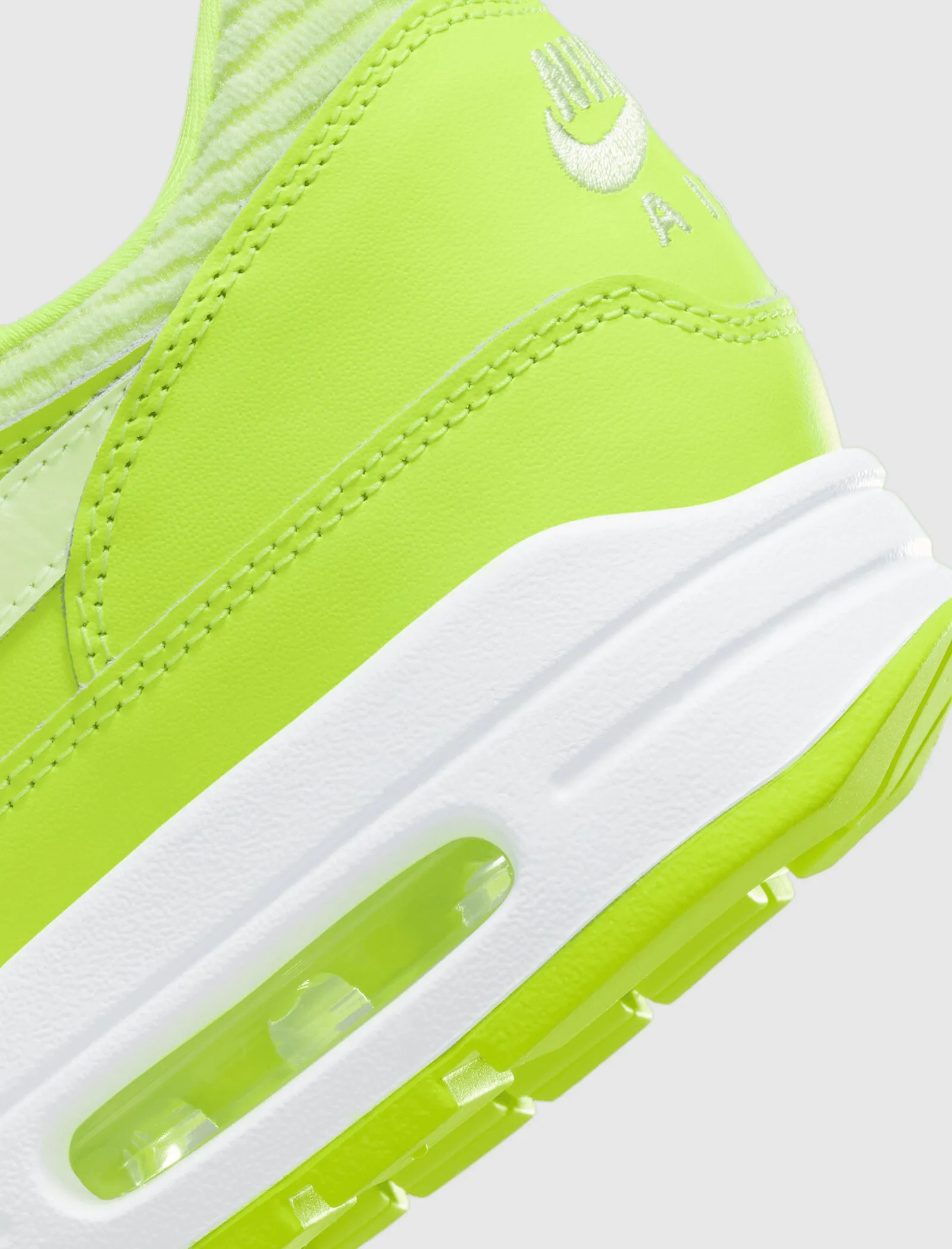 NIKE AIR MAX 1 PRM 