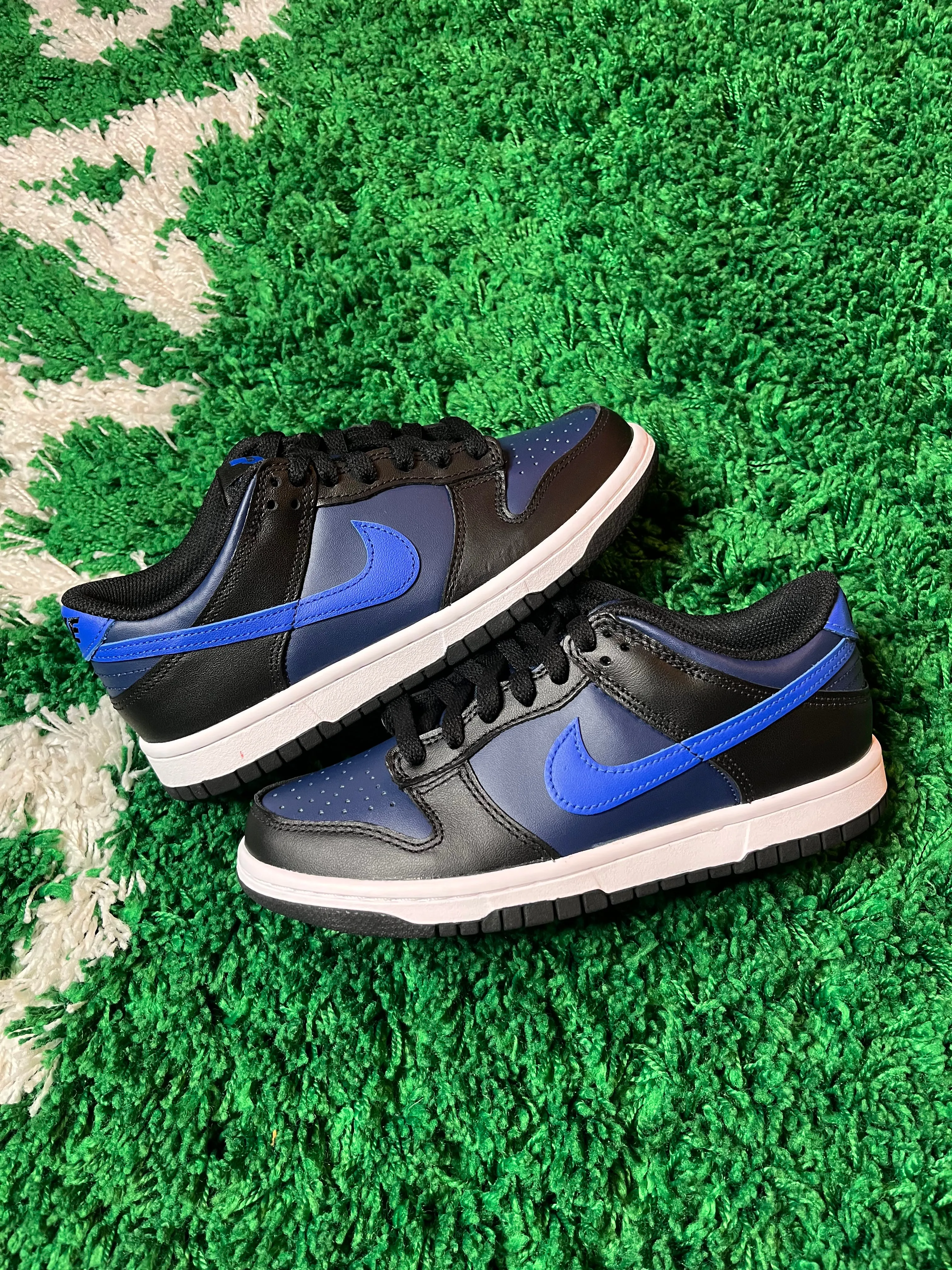 Nike Dunk Low “Midnight Navy”