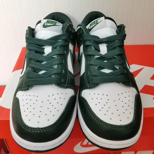 Nike dunk low retro varsity green