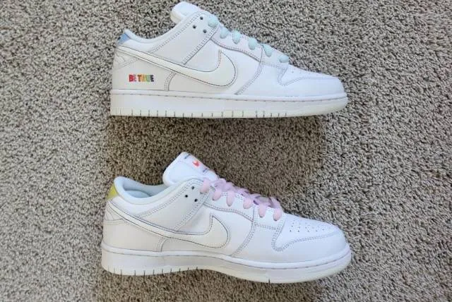 Nike SB Dunk Low Be True