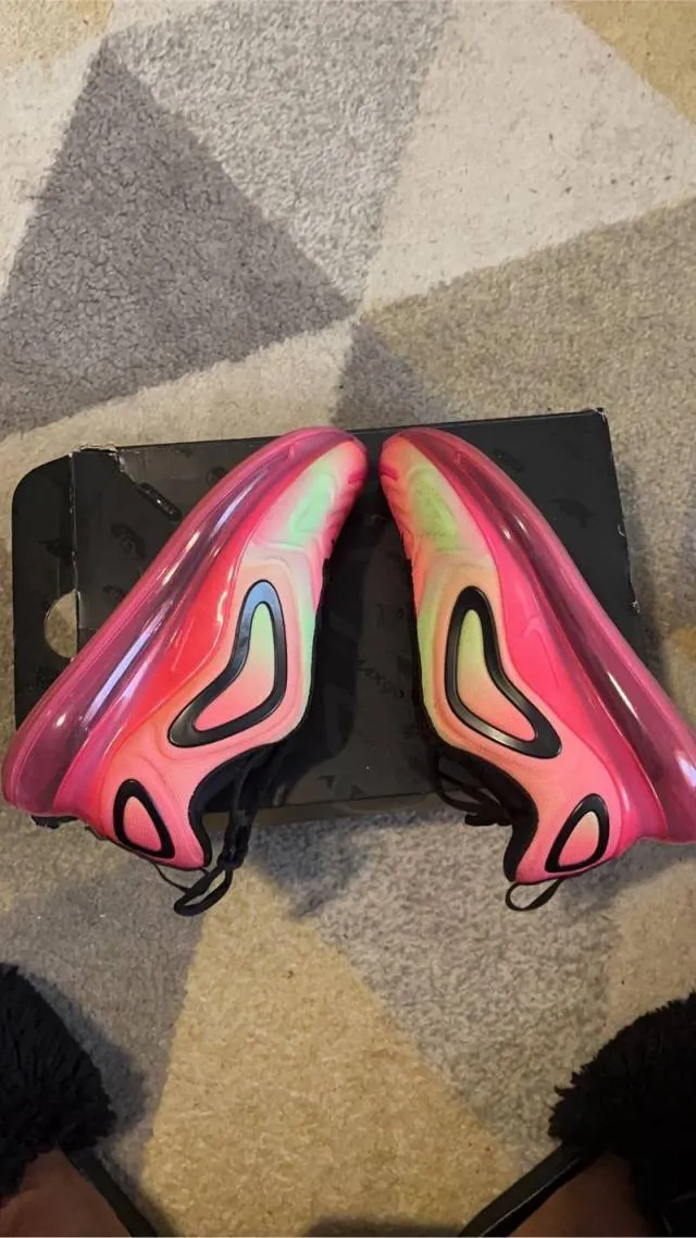 Nike WMNS Air Max 720 PRNT