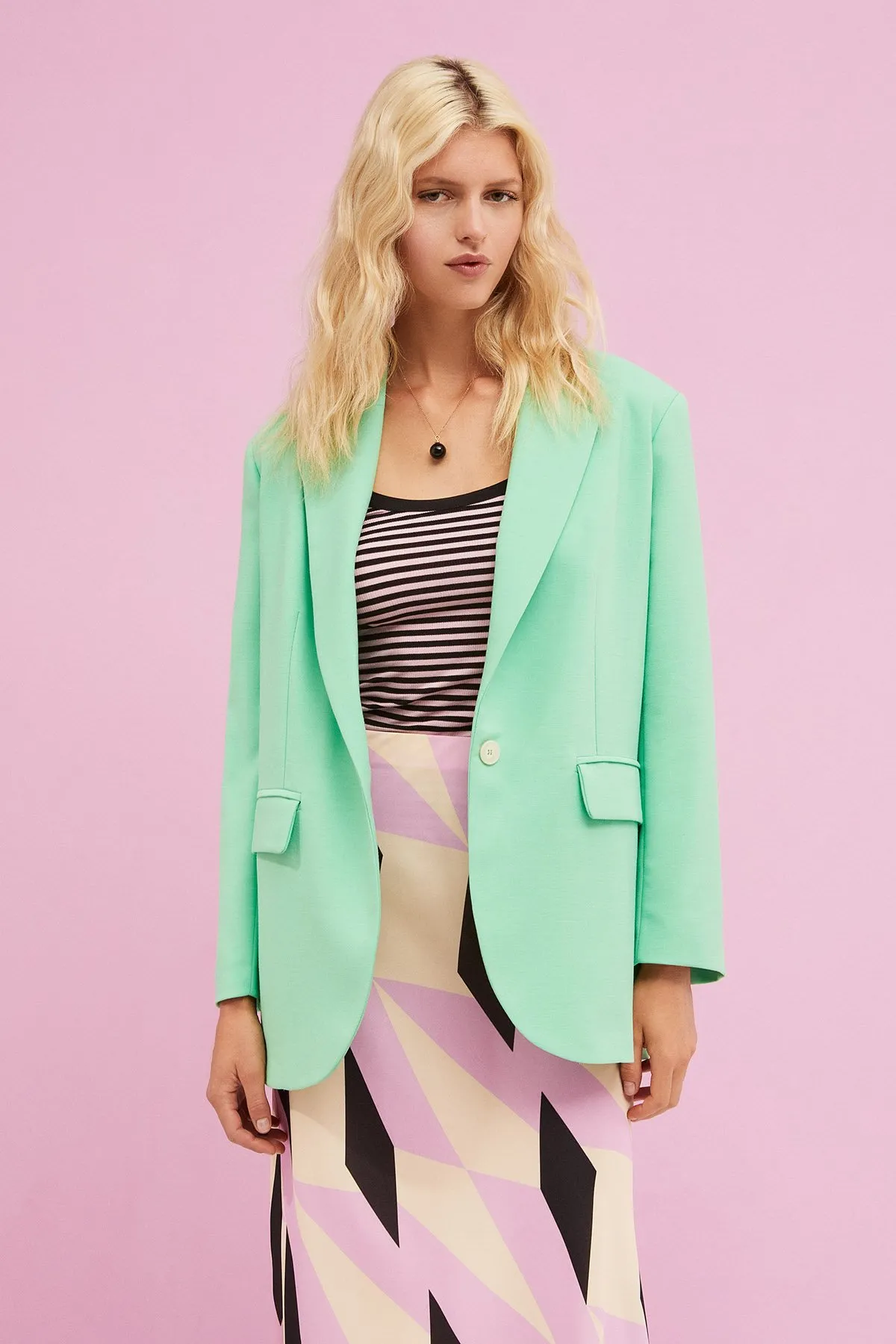 Oversized one-button jacket