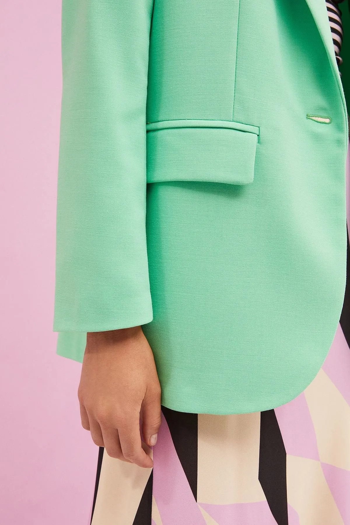 Oversized one-button jacket