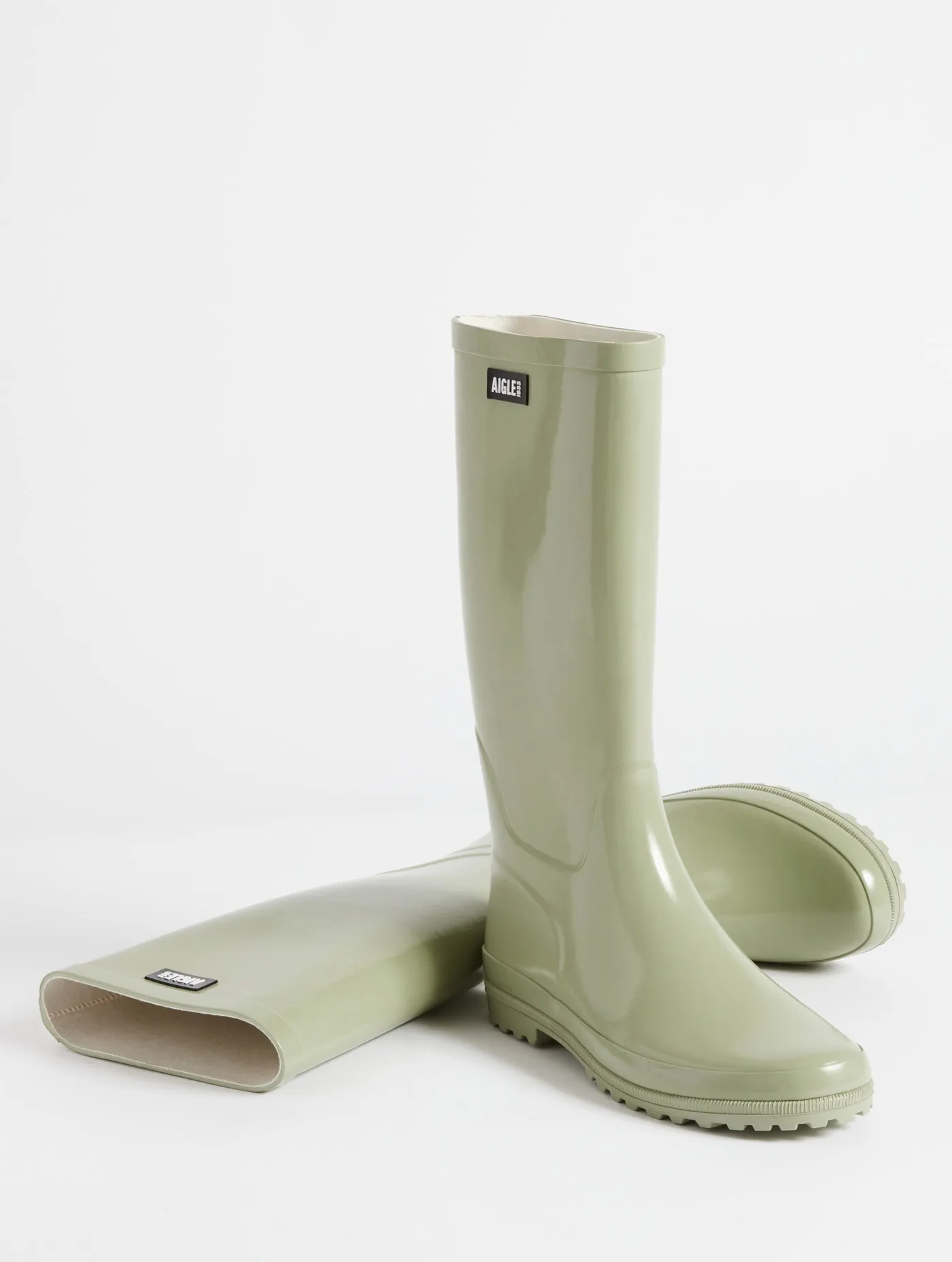 Patent rain boot