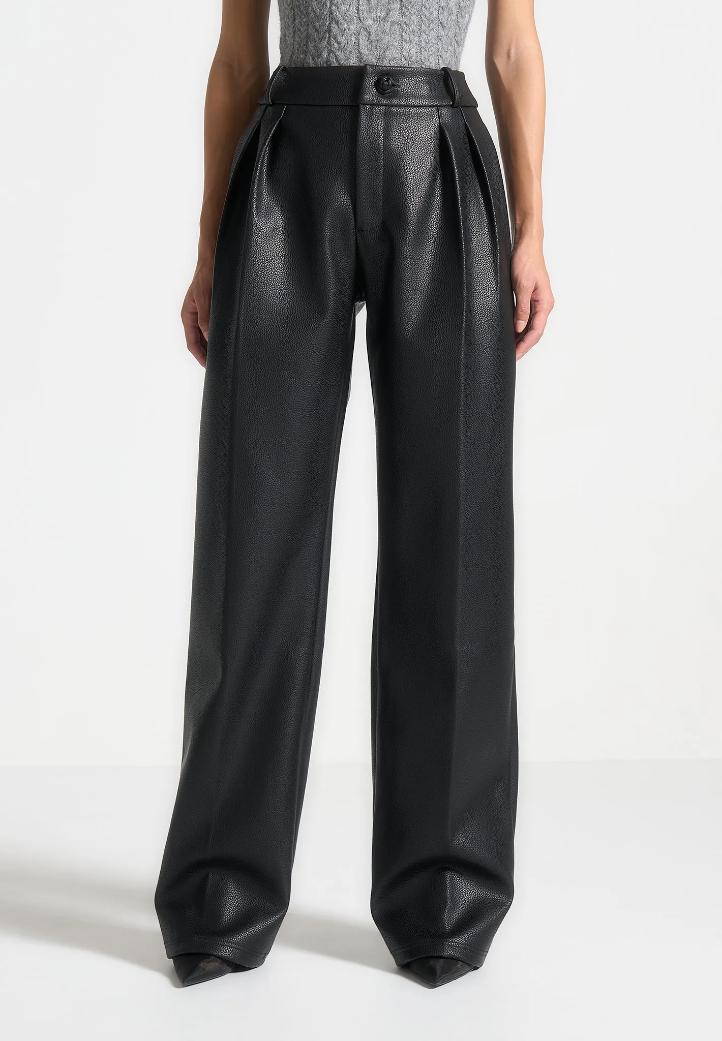 Pebbled Leather Pleated Stacked Trousers - Black