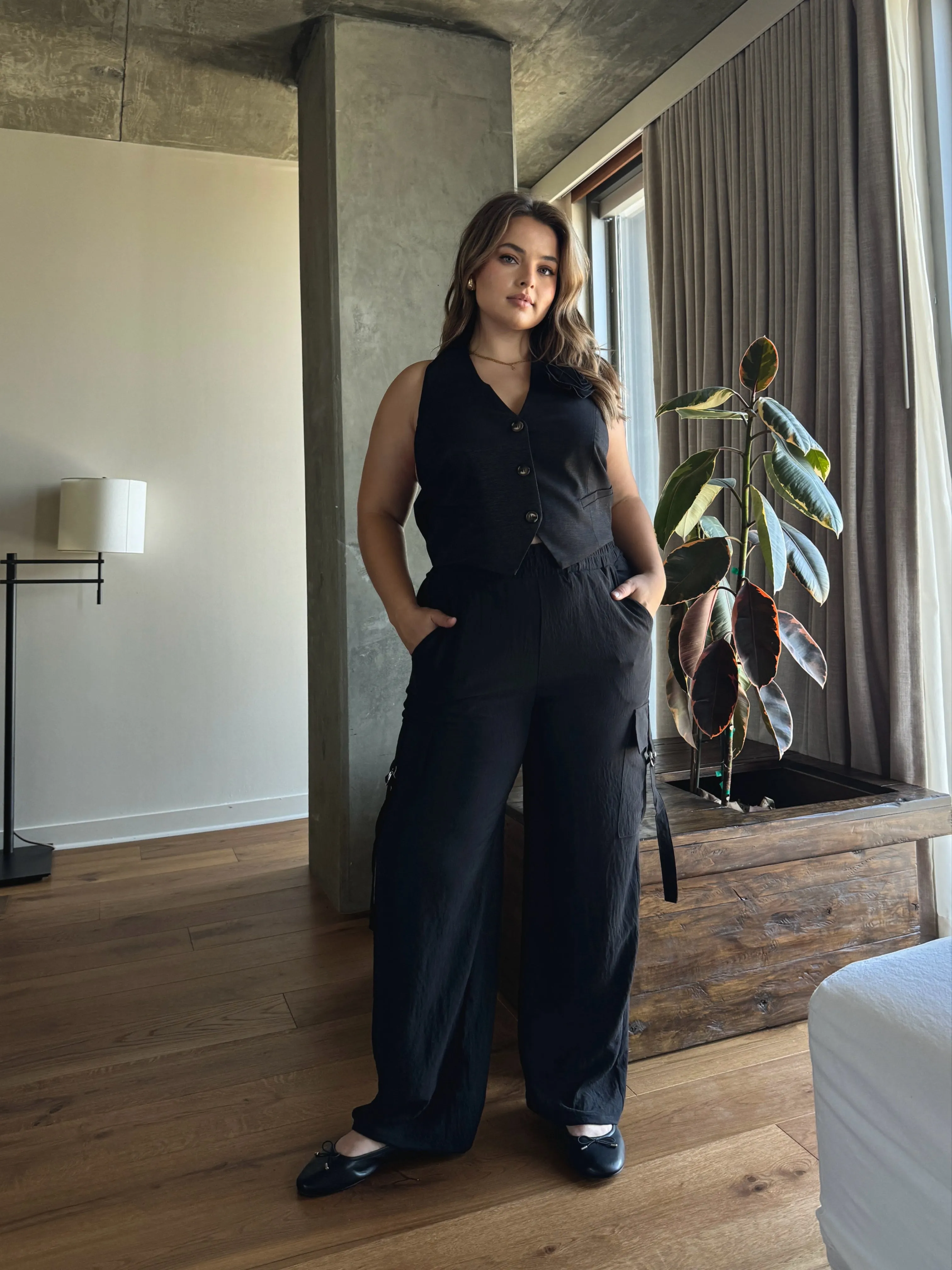 Plus Size Rose Halter Vest