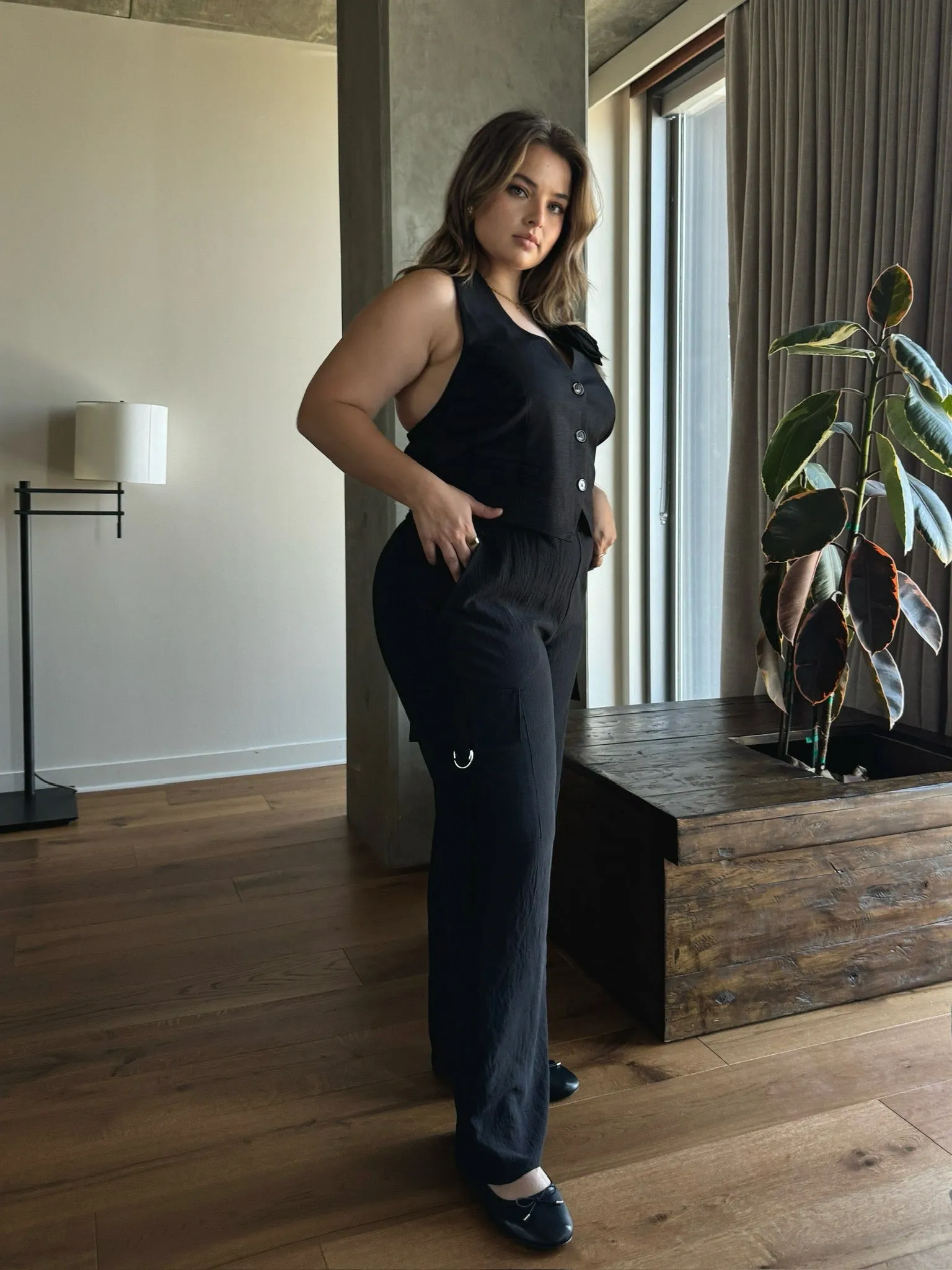 Plus Size Rose Halter Vest