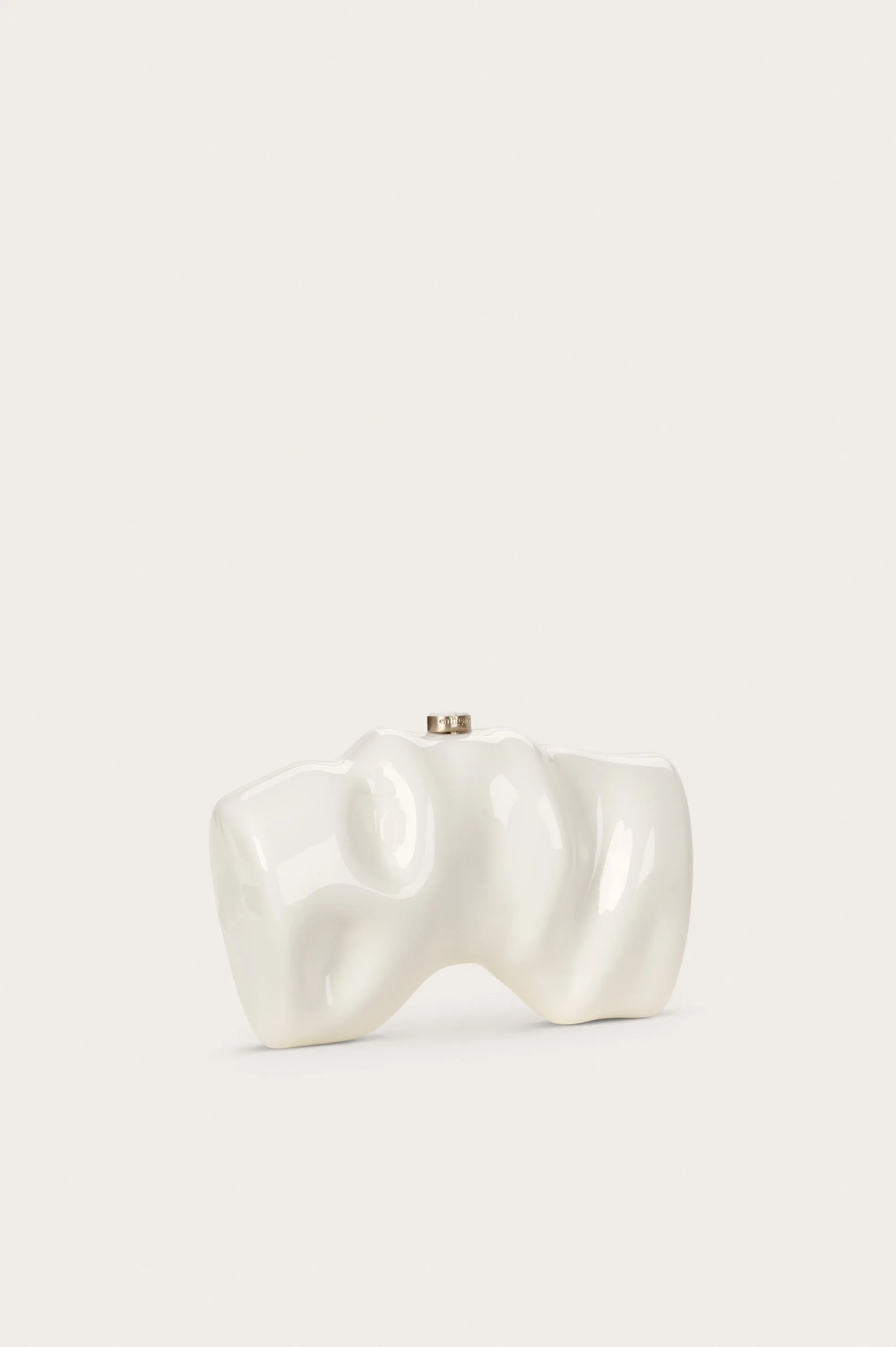 SCRUNCH CLUTCH - WHITE