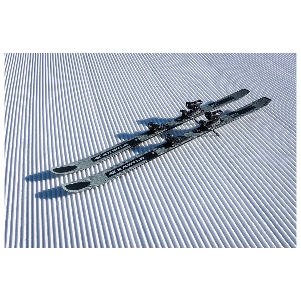 Ski Kastle ---Zx92