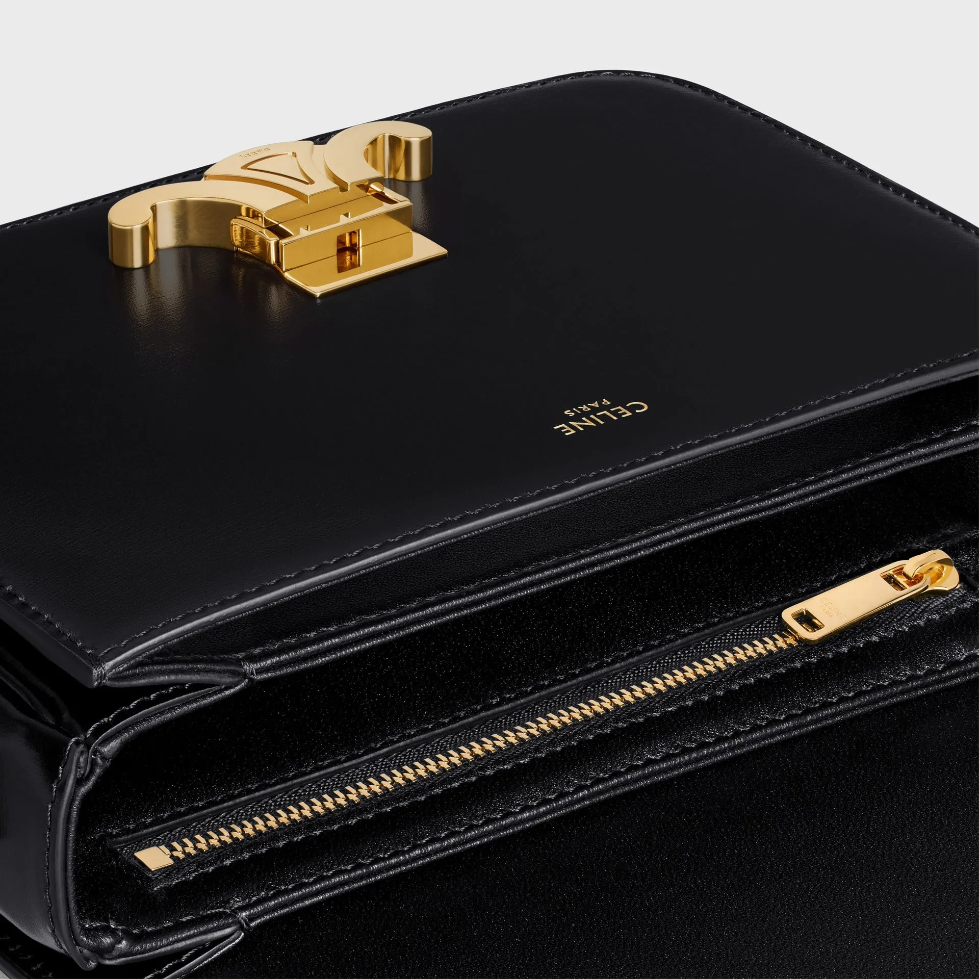 Teen Triomphe Shoulder Bag