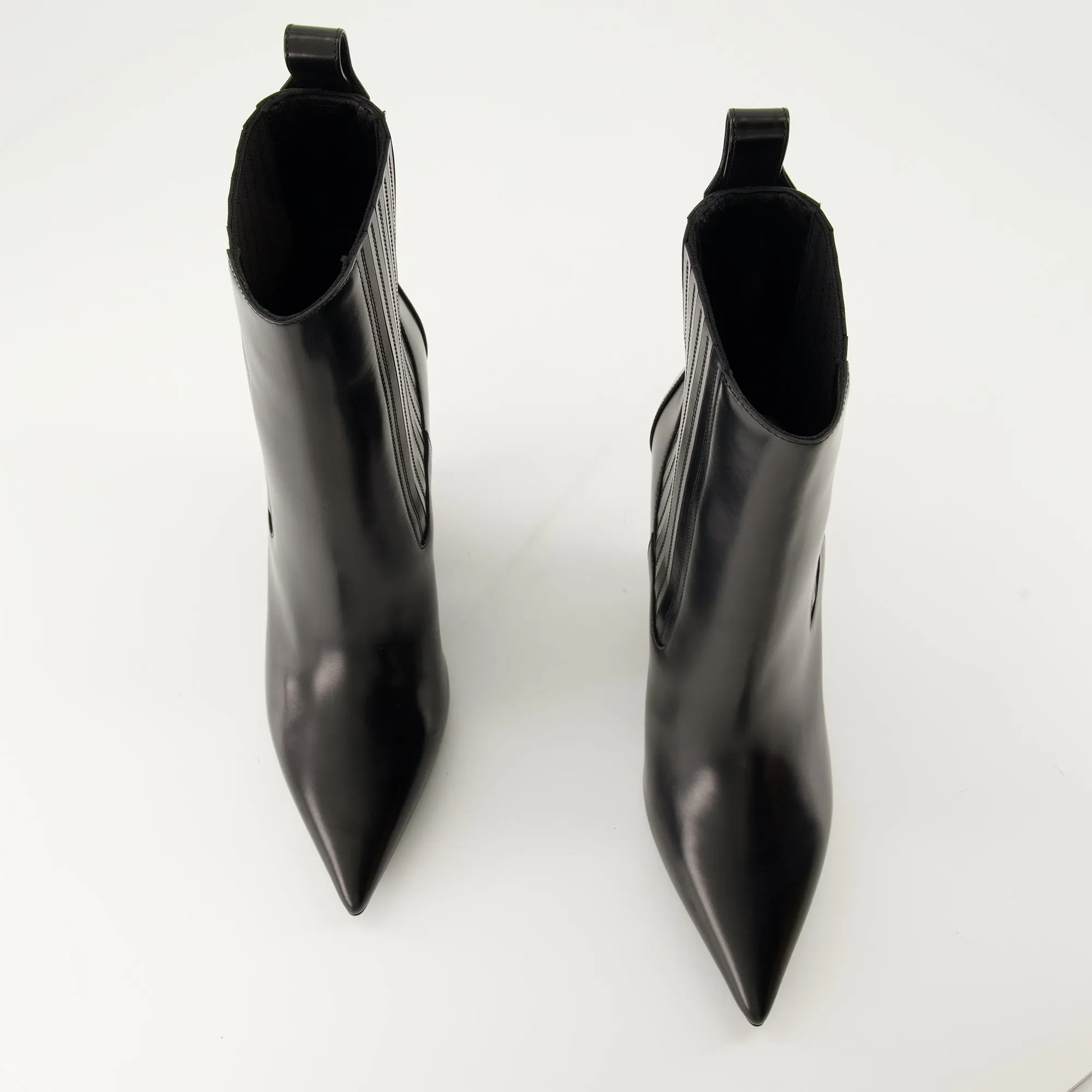 VLogo Leather Ankle Boots