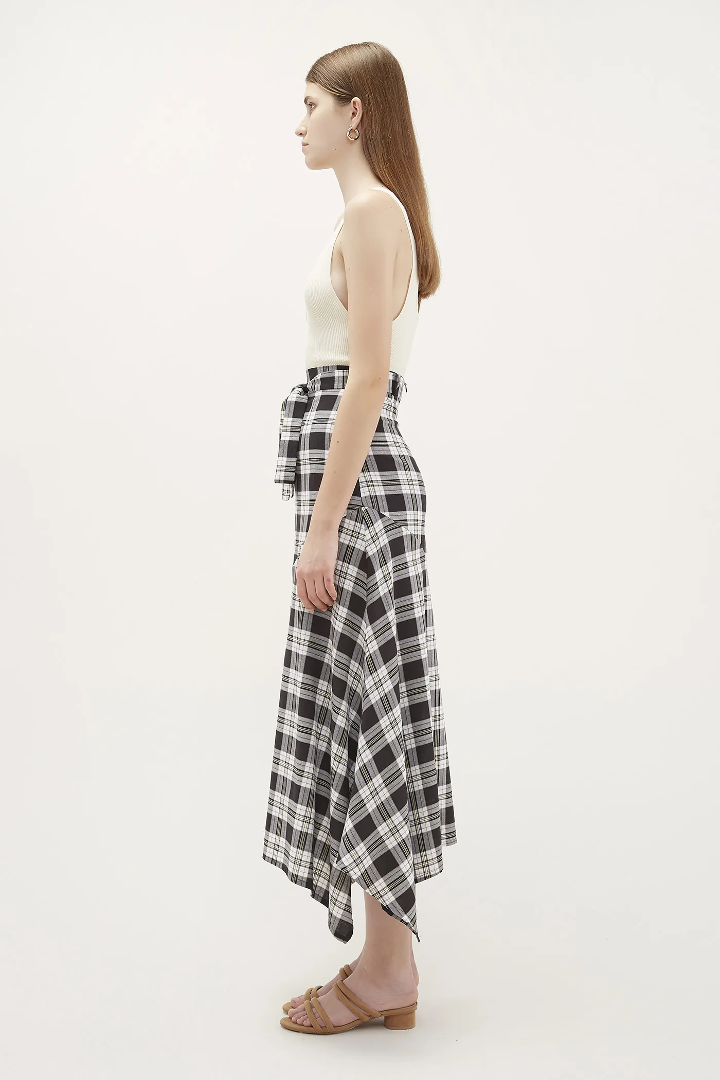Xara Wave-Hem Skirt 
